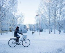 Winter cyclist
